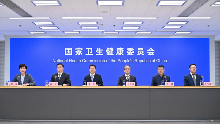 国家卫生健康委2025年4月28日新闻发布会 介绍关爱劳动者职业健康有关情况